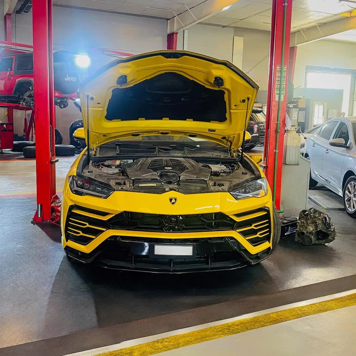 Luxury Car Workshop Dubai